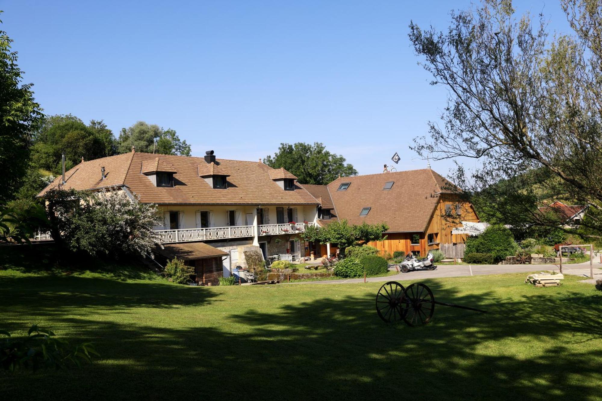Maison D'Hotes & Spa La Scierie Salins-les-Bains Exterior photo